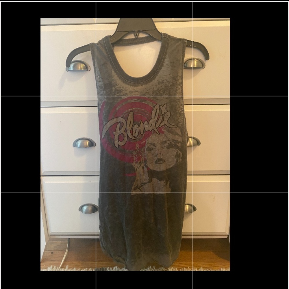 CHASER Blondie Graphic Tank